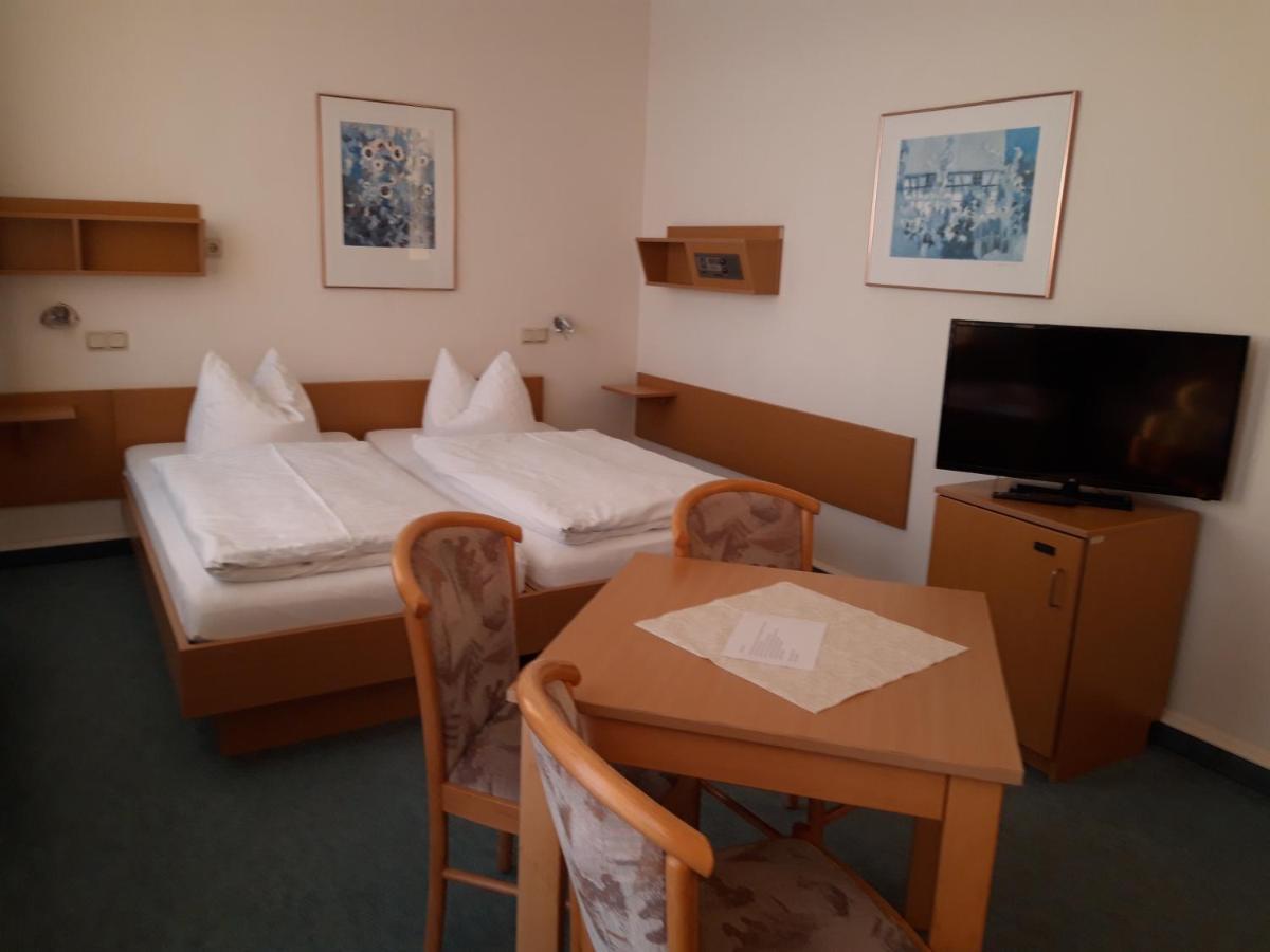Hotel Zum Sportforum Blankenburg  Bagian luar foto