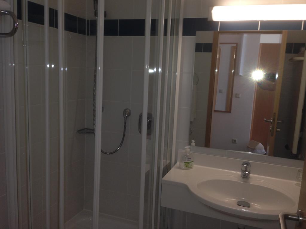 Hotel Zum Sportforum Blankenburg  Ruang foto